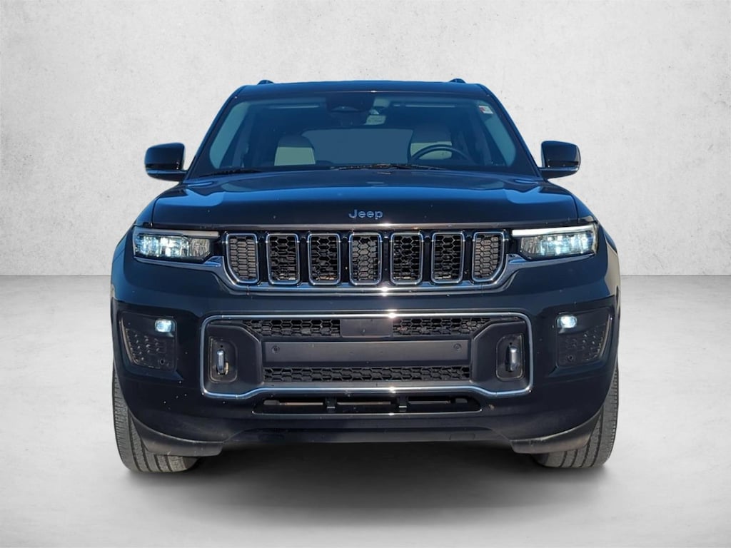 Used 2022 Jeep New Grand Cherokee Overland SUV