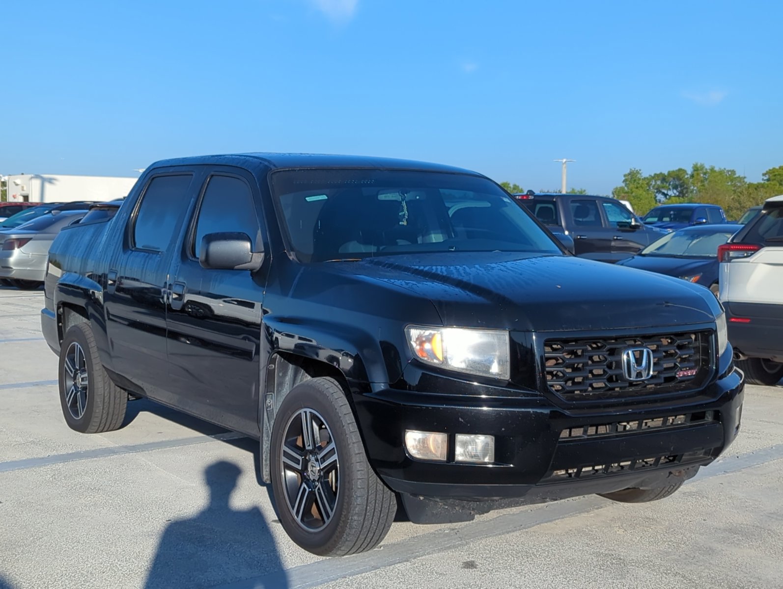 2013 Honda Ridgeline Sport photo 3