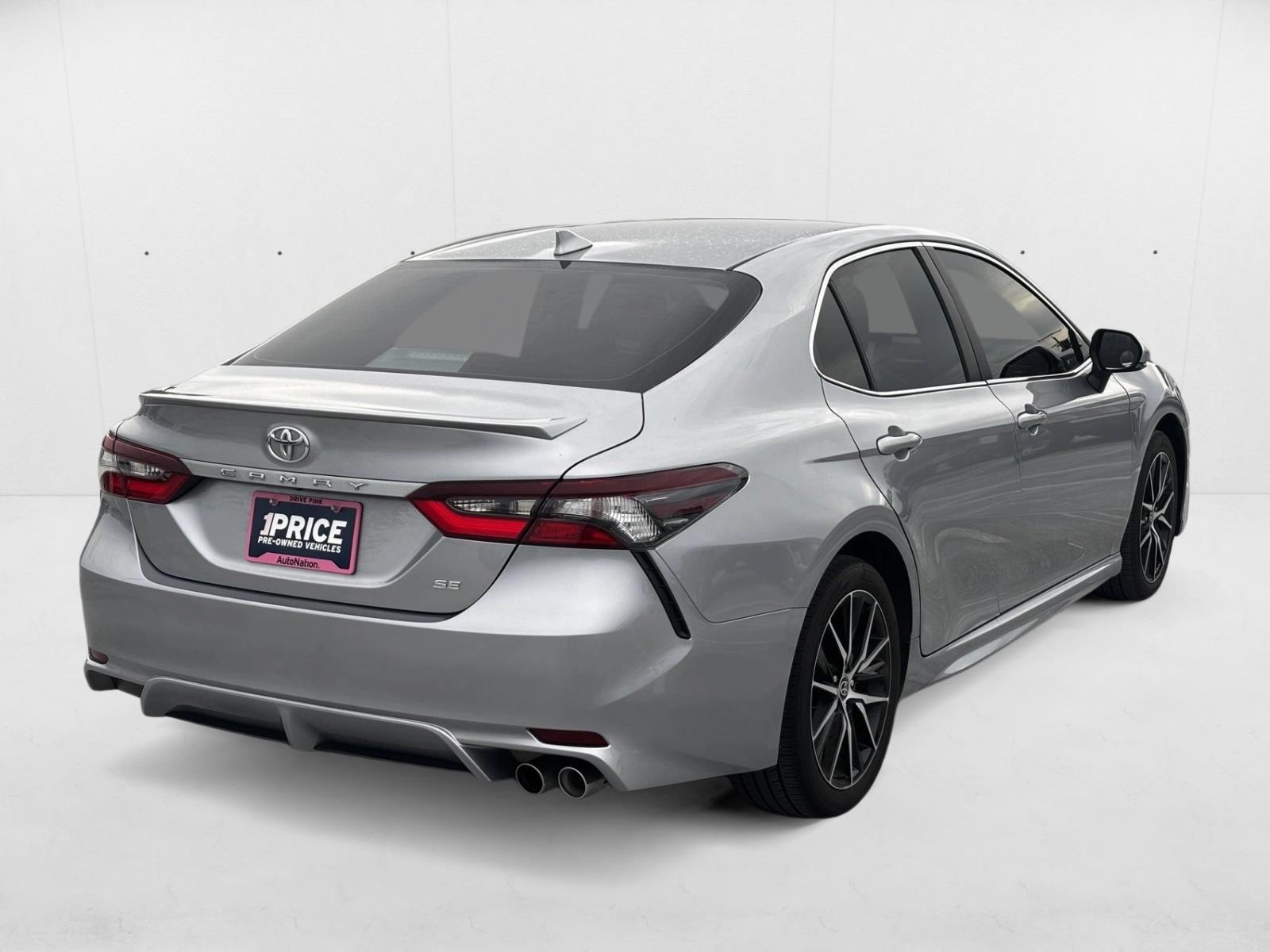 2024 Toyota Camry SE photo 3