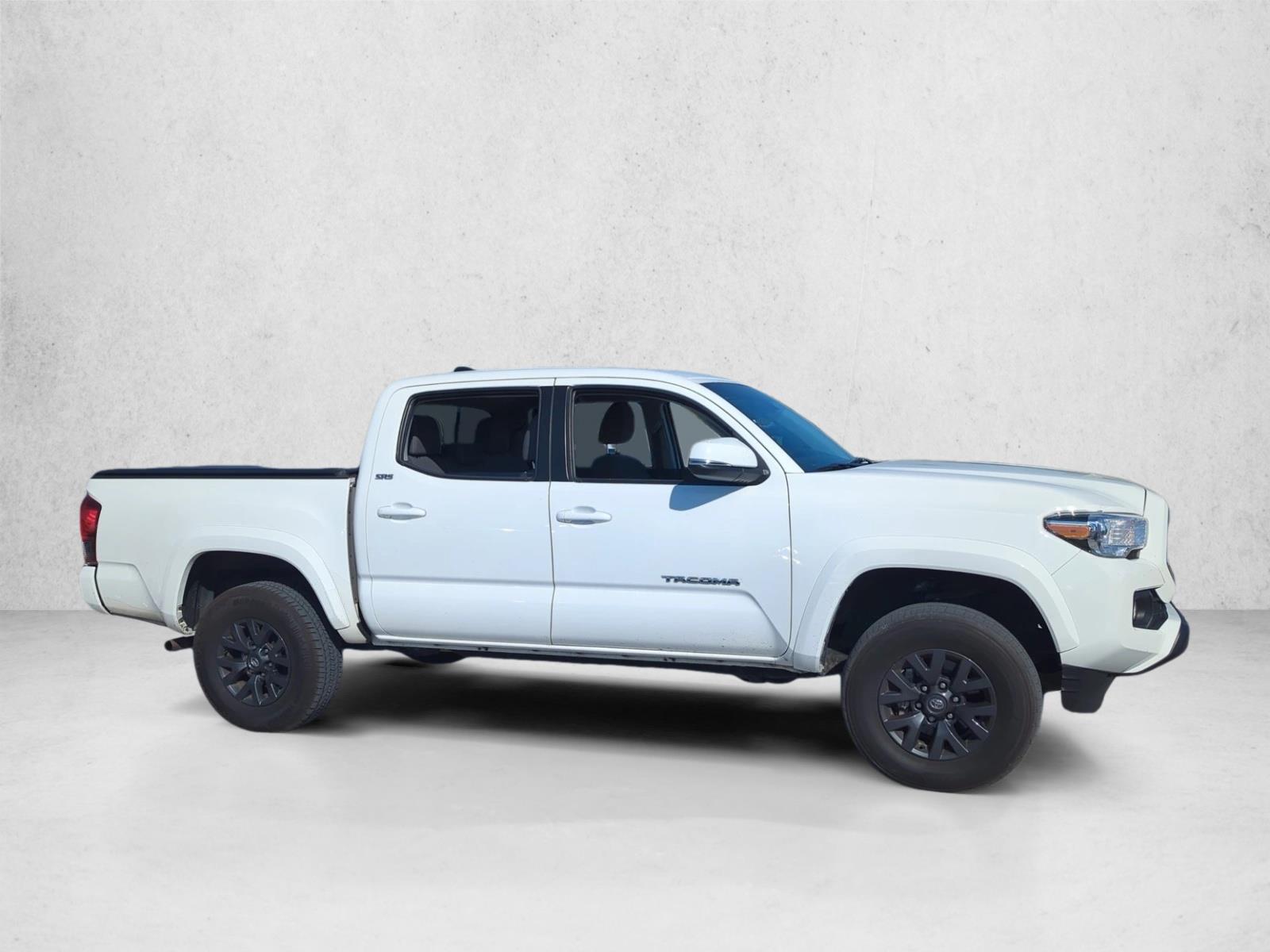 2023 Toyota Tacoma 4x4 SR5 Double Cab V6 photo 4