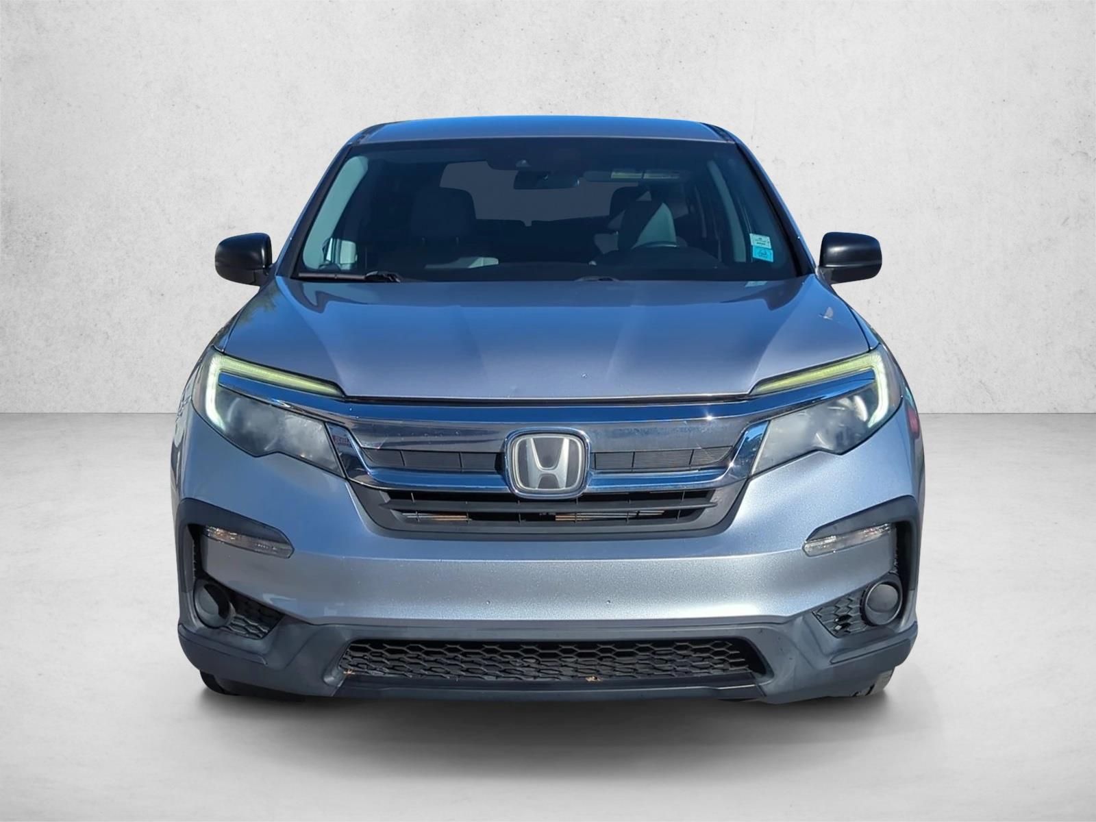 2019 Honda Pilot LX photo 2