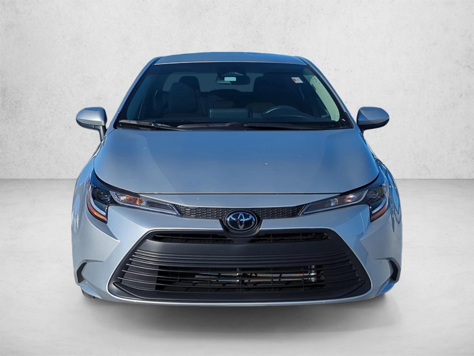 2024 Toyota Corolla LE photo 2