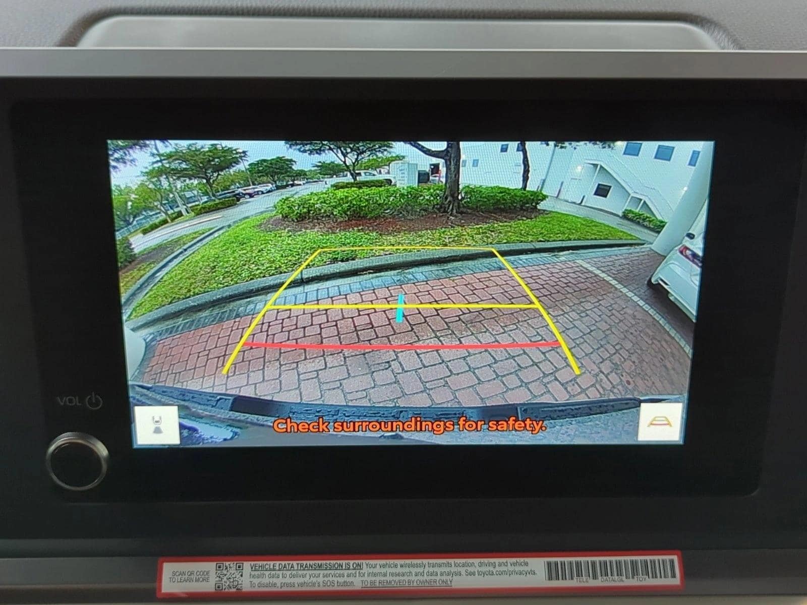 2025 Toyota Tacoma SR5 - Photo 10