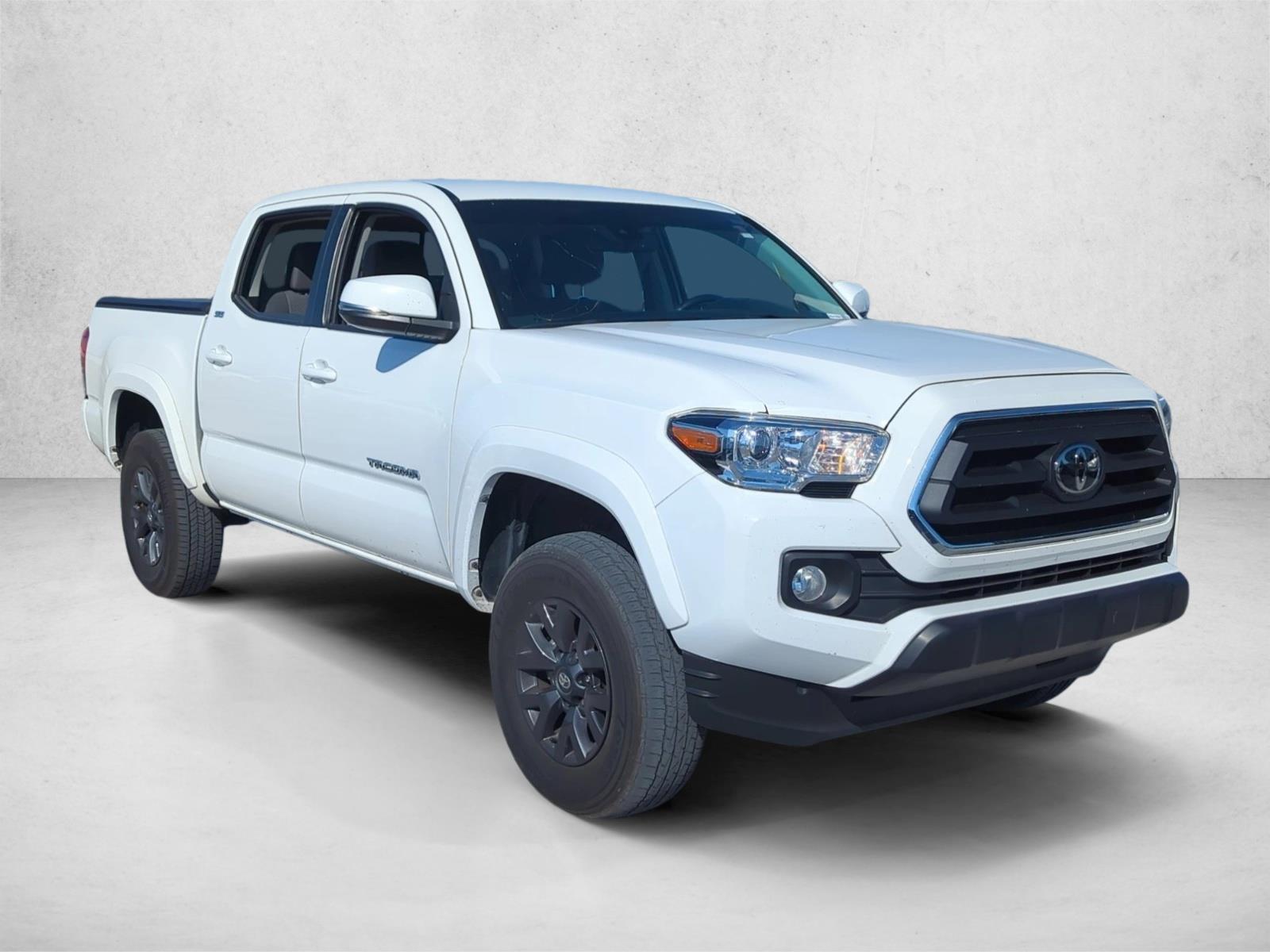 2023 Toyota Tacoma 4x4 SR5 Double Cab V6 photo 3