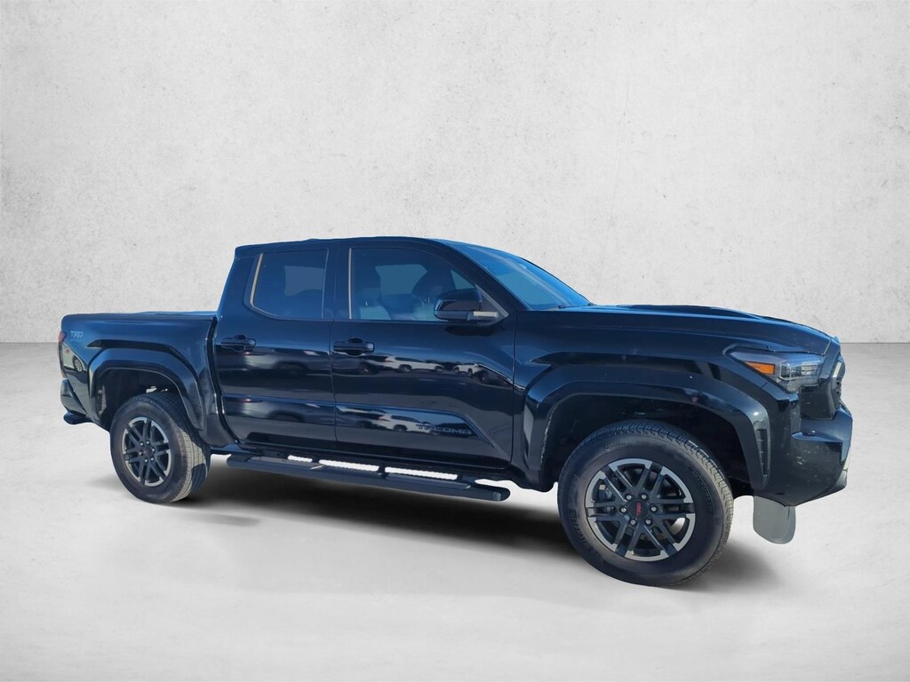 Used 2025 Toyota Tacoma SR5 Truck Double Cab