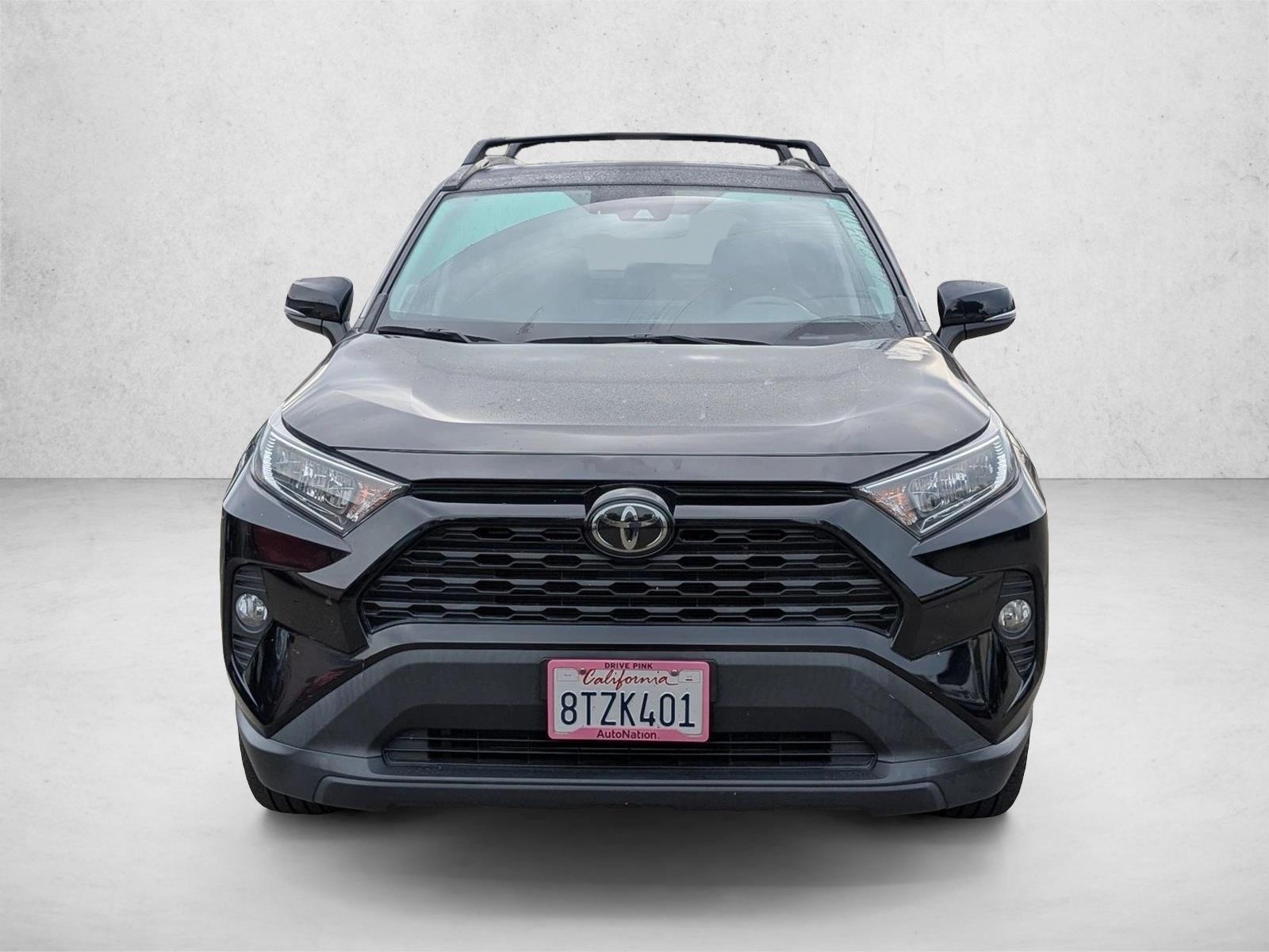 2021 Toyota RAV4 XLE Premium photo 2