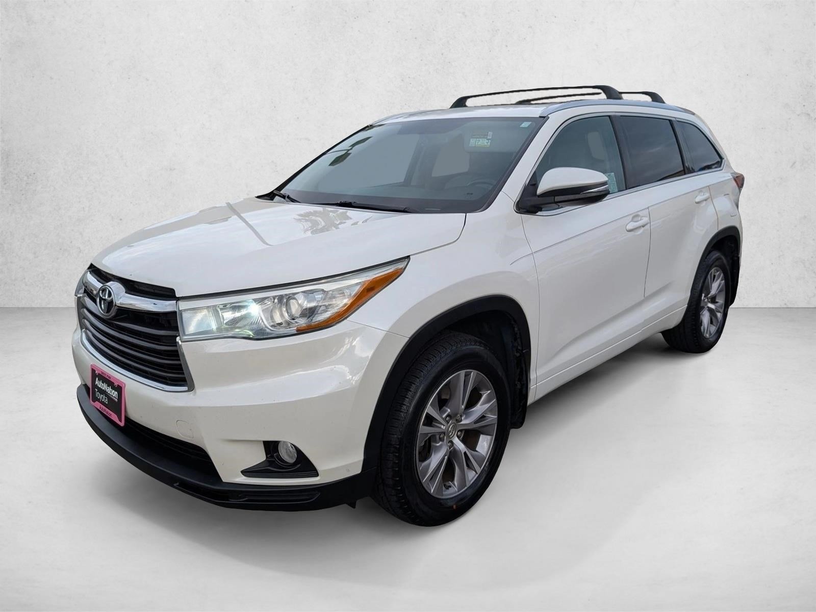 2015 Toyota Highlander XLE AWD photo