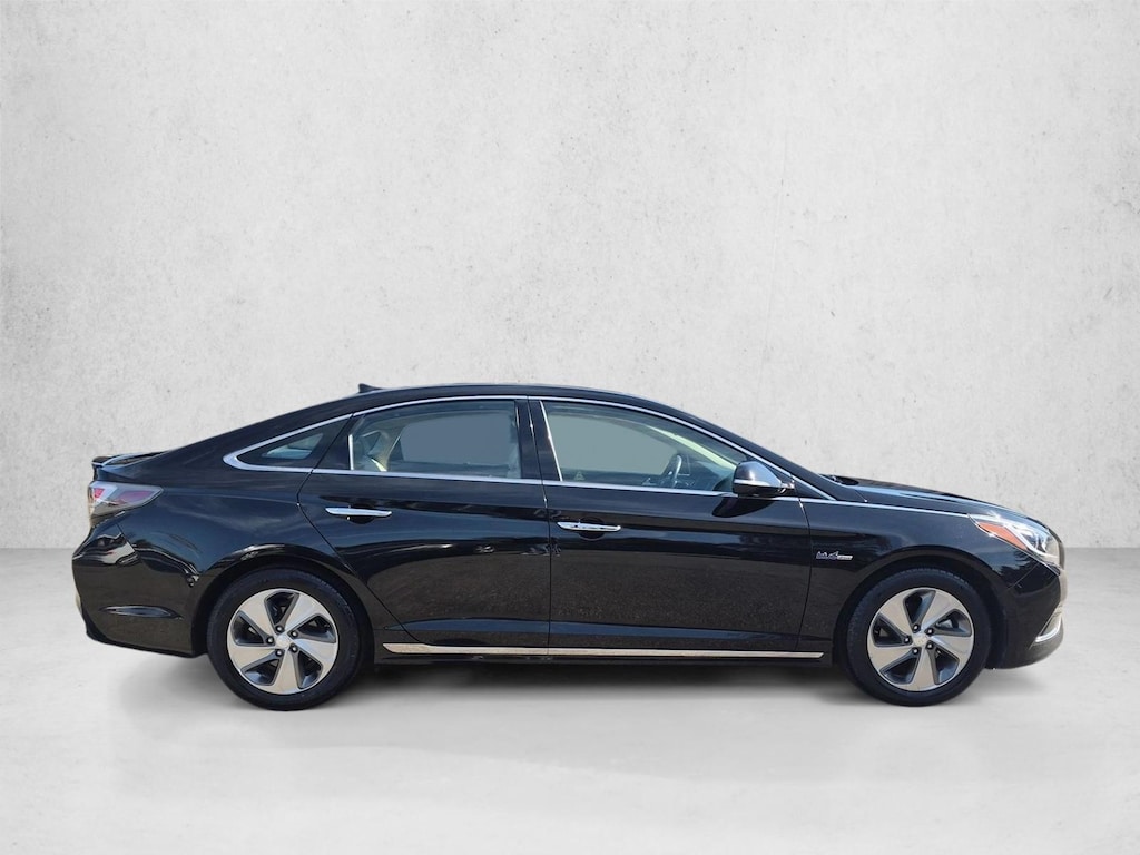 Used 2017 Hyundai Sonata Hybrid Limited Sedan