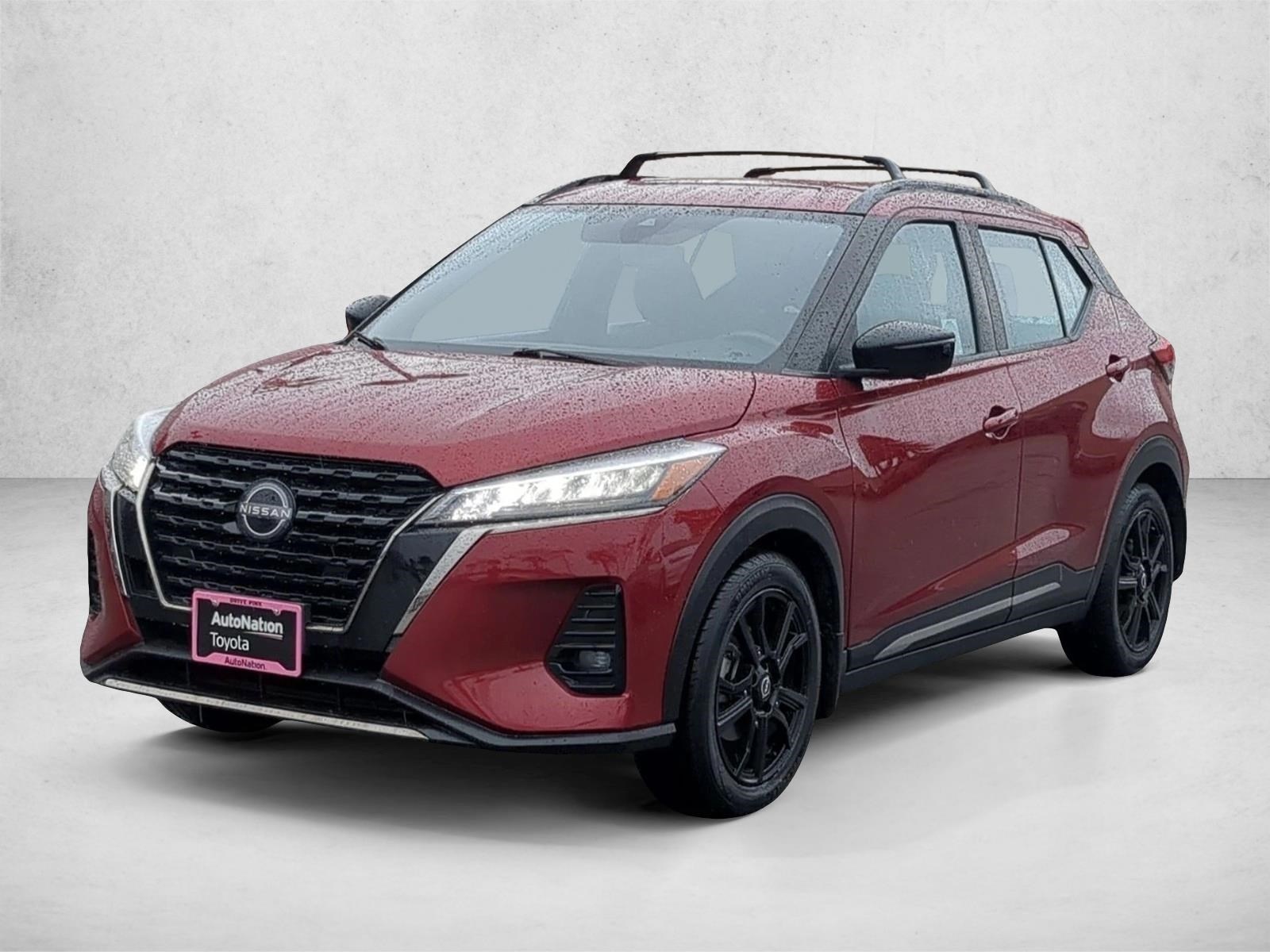 2022 Nissan Kicks SR