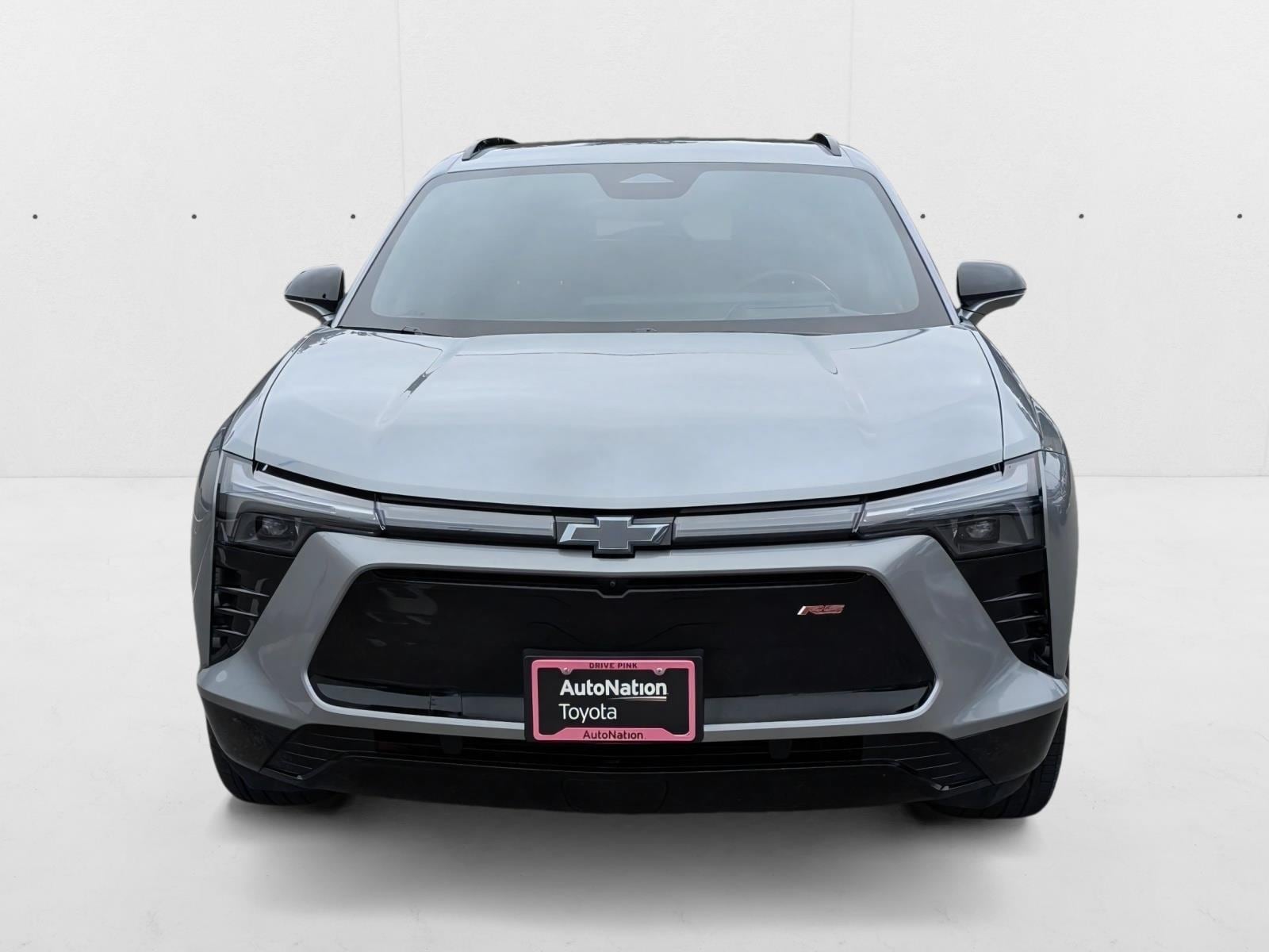 Used 2024 Chevrolet Blazer EV RS with VIN 3GNKDCRJ6RS175618 for sale in Hayward, CA