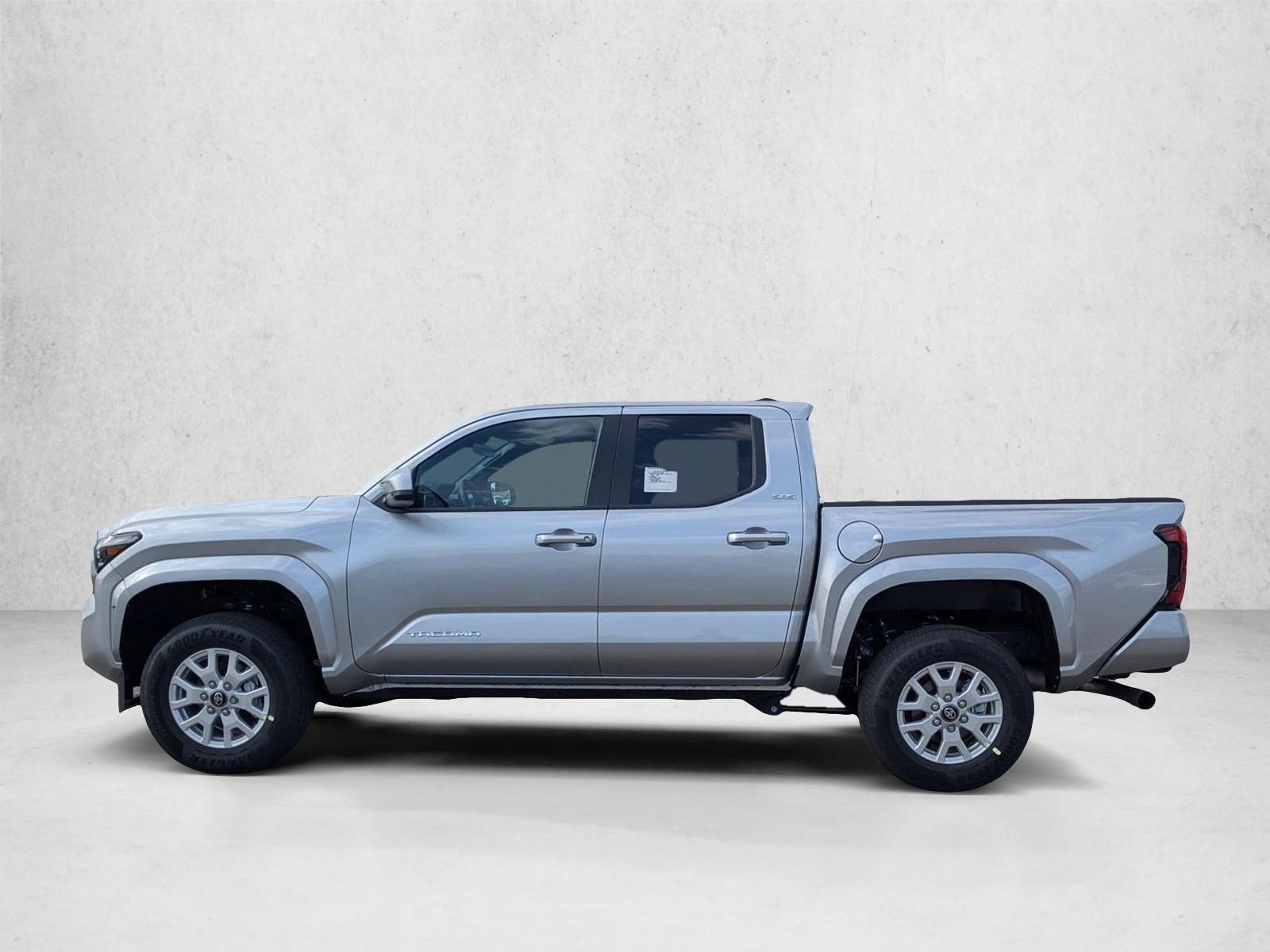 2026 Toyota Tacoma SR5 - Photo 9