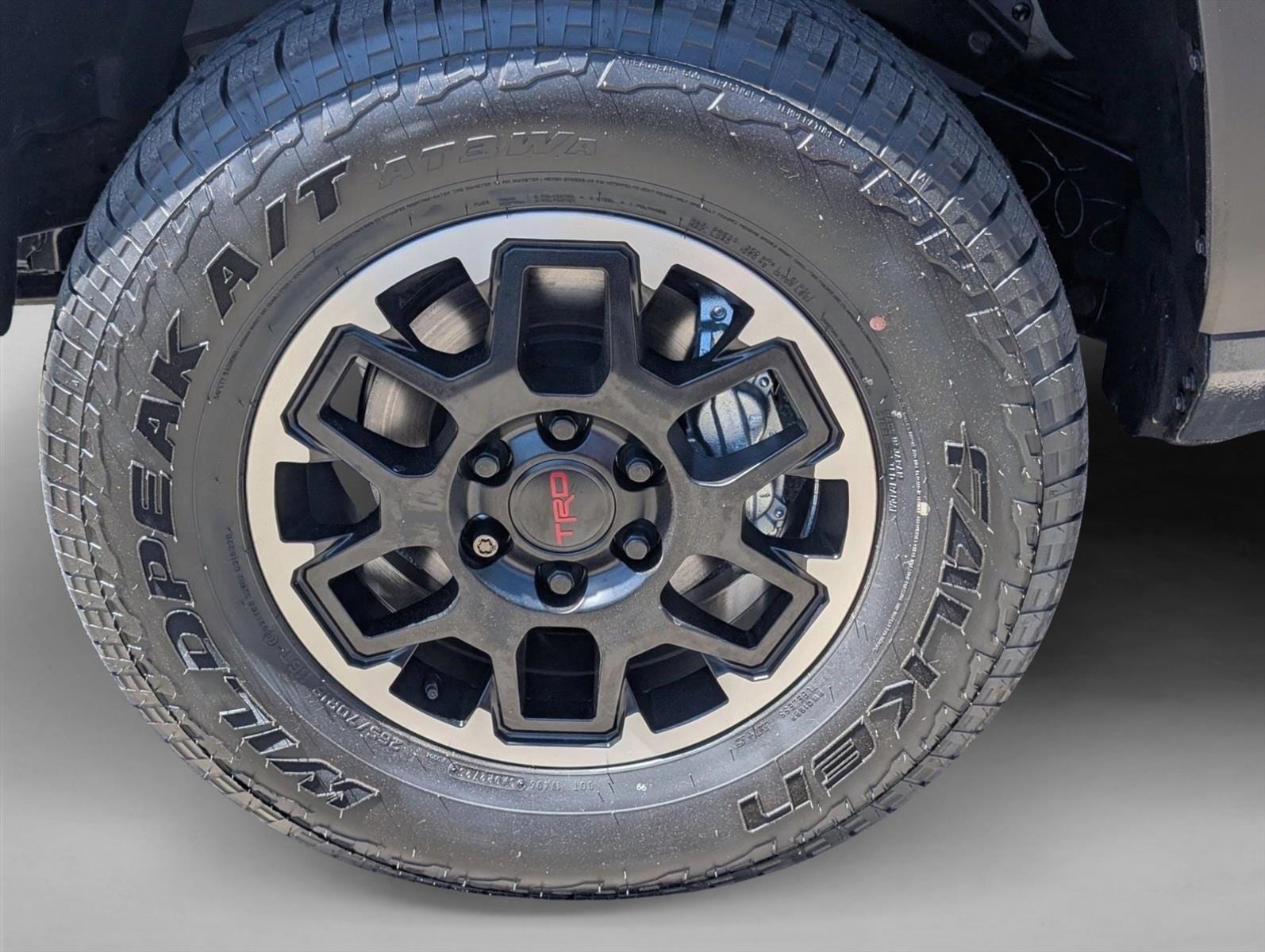 2025 Toyota Tacoma TRD Off Road - Photo 10