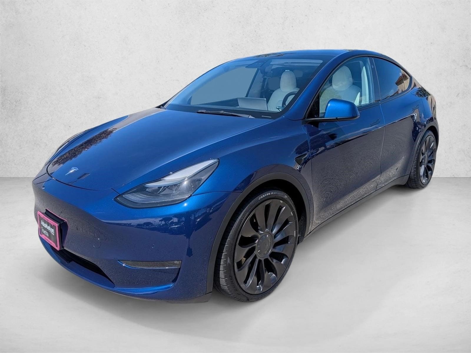 2022 Tesla Model Y Performance Dual Motor All-Wheel Drive's photo