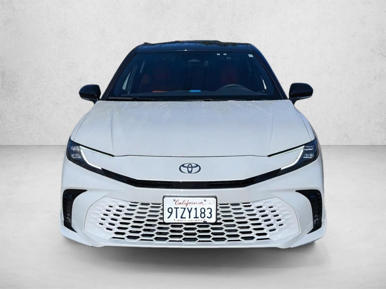2025 Toyota Camry XSE photo 4