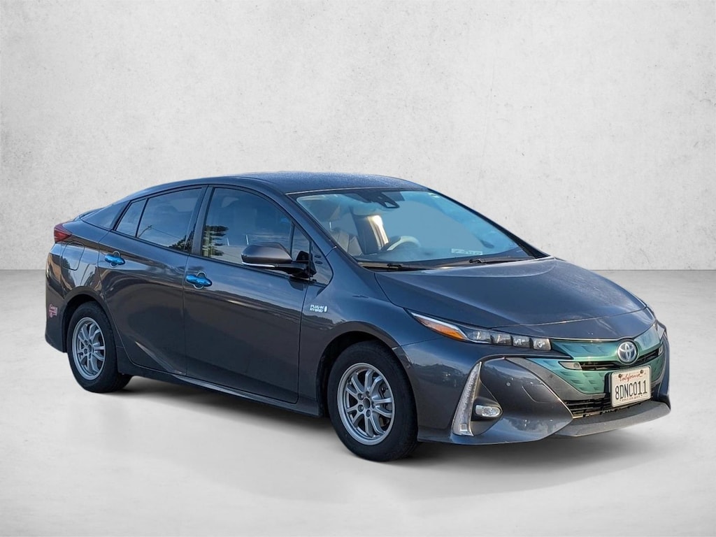 Used 2017 Toyota Prius Prime 5-Door Four Advanced Hatchback
