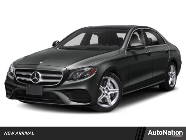 2017 Mercedes-Benz E-Class E300 4MATIC's photo