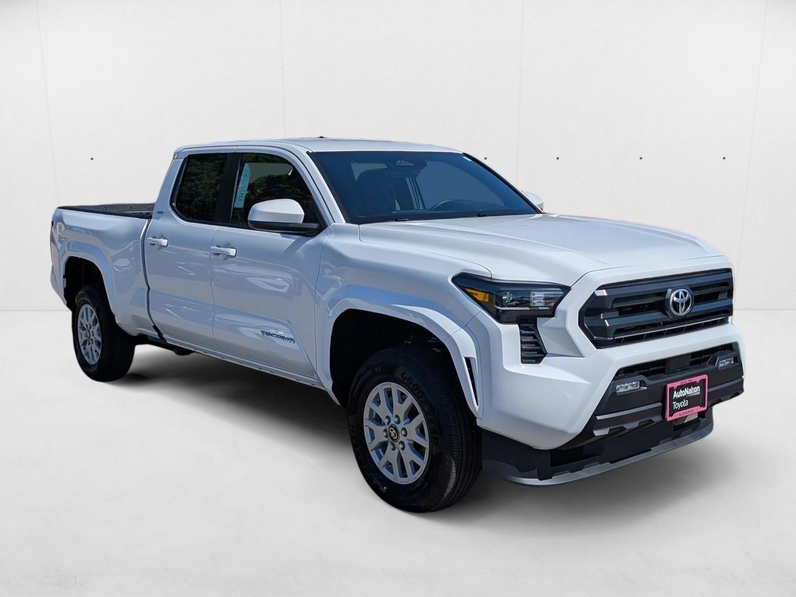 2025 Toyota Tacoma SR5 4x4 Double Cab photo 3