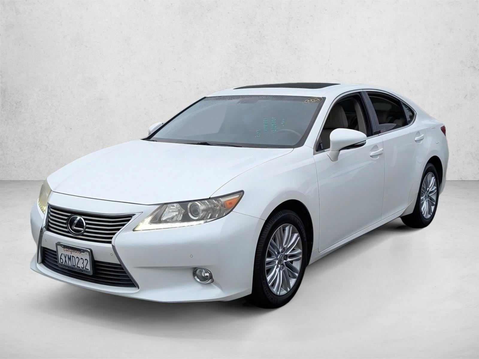 2013 Lexus ES 350's photo