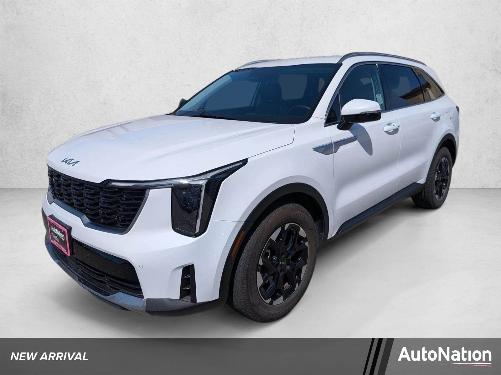 2025 Kia Sorento S AT's photo
