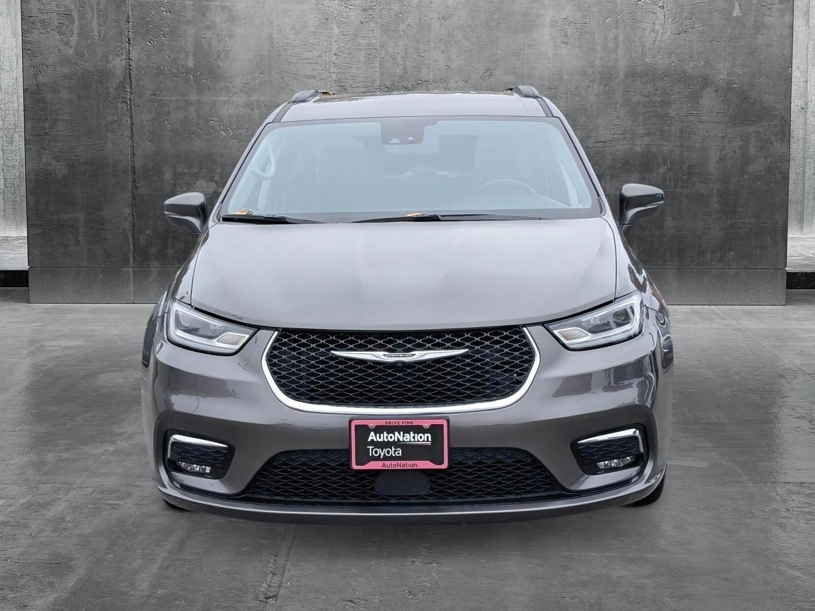 Used 2022 Chrysler Pacifica Touring L with VIN 2C4RC1BG2NR116196 for sale in Hayward, CA