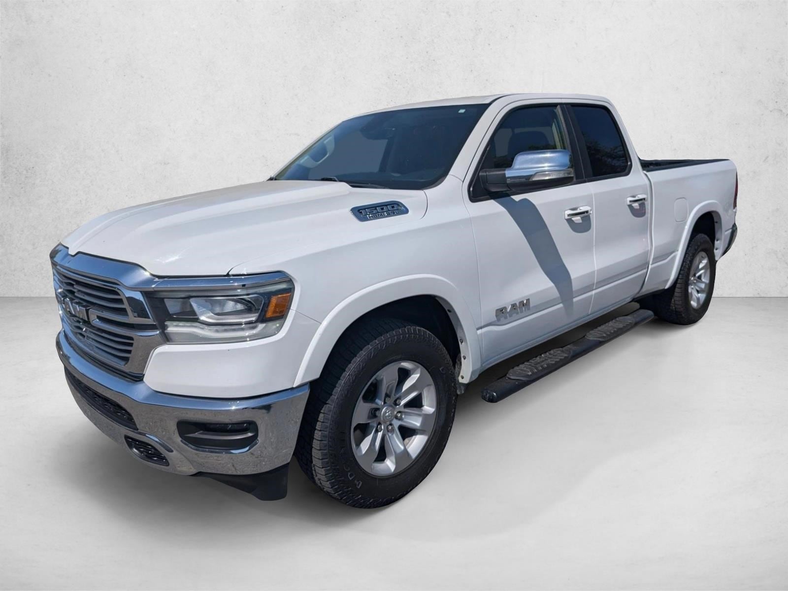 2020 RAM 1500 Laramie 4x4 Quad Cab 6'4's photo