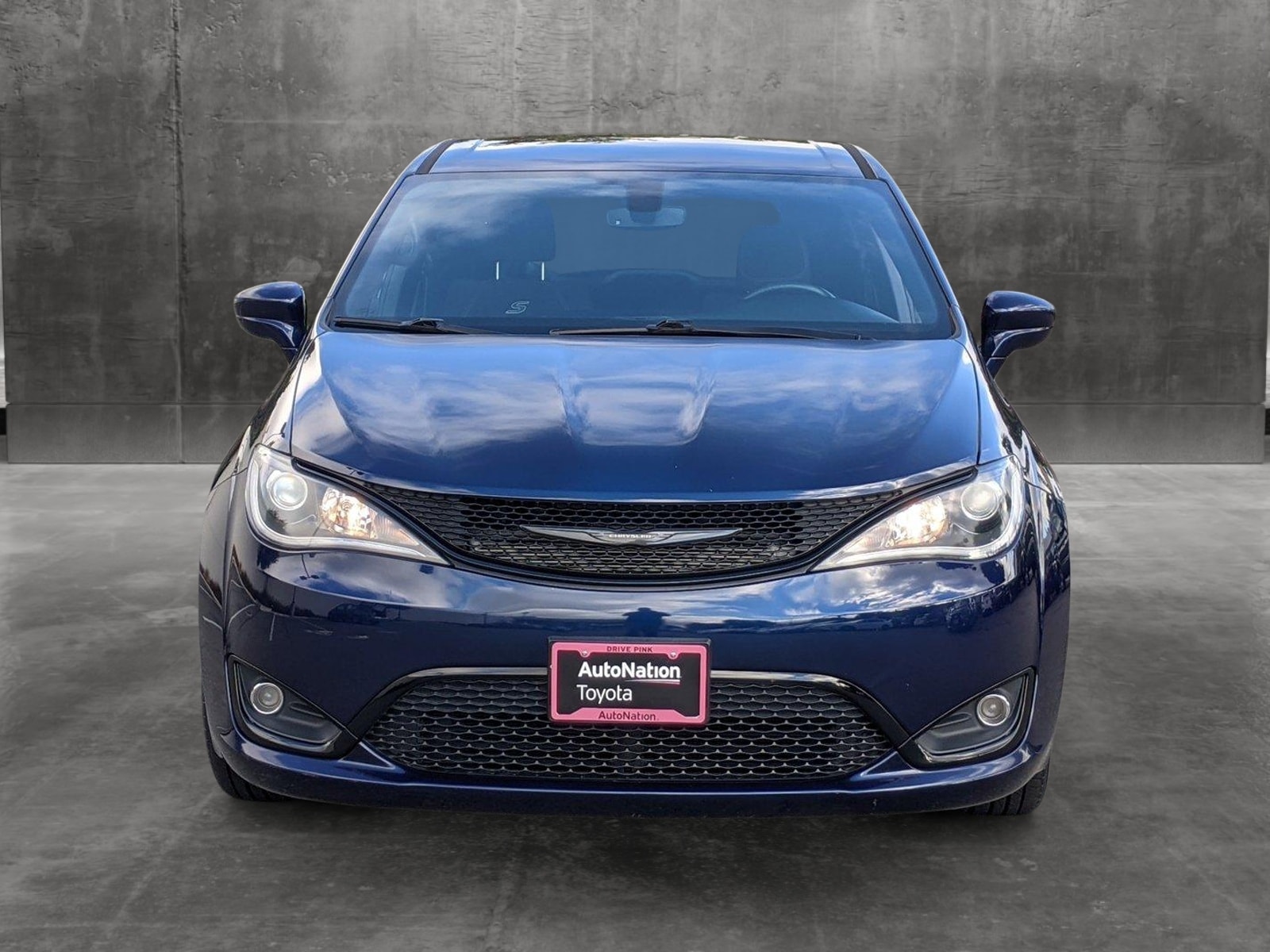 Used 2020 Chrysler Pacifica Touring with VIN 2C4RC1FG0LR229328 for sale in Hayward, CA