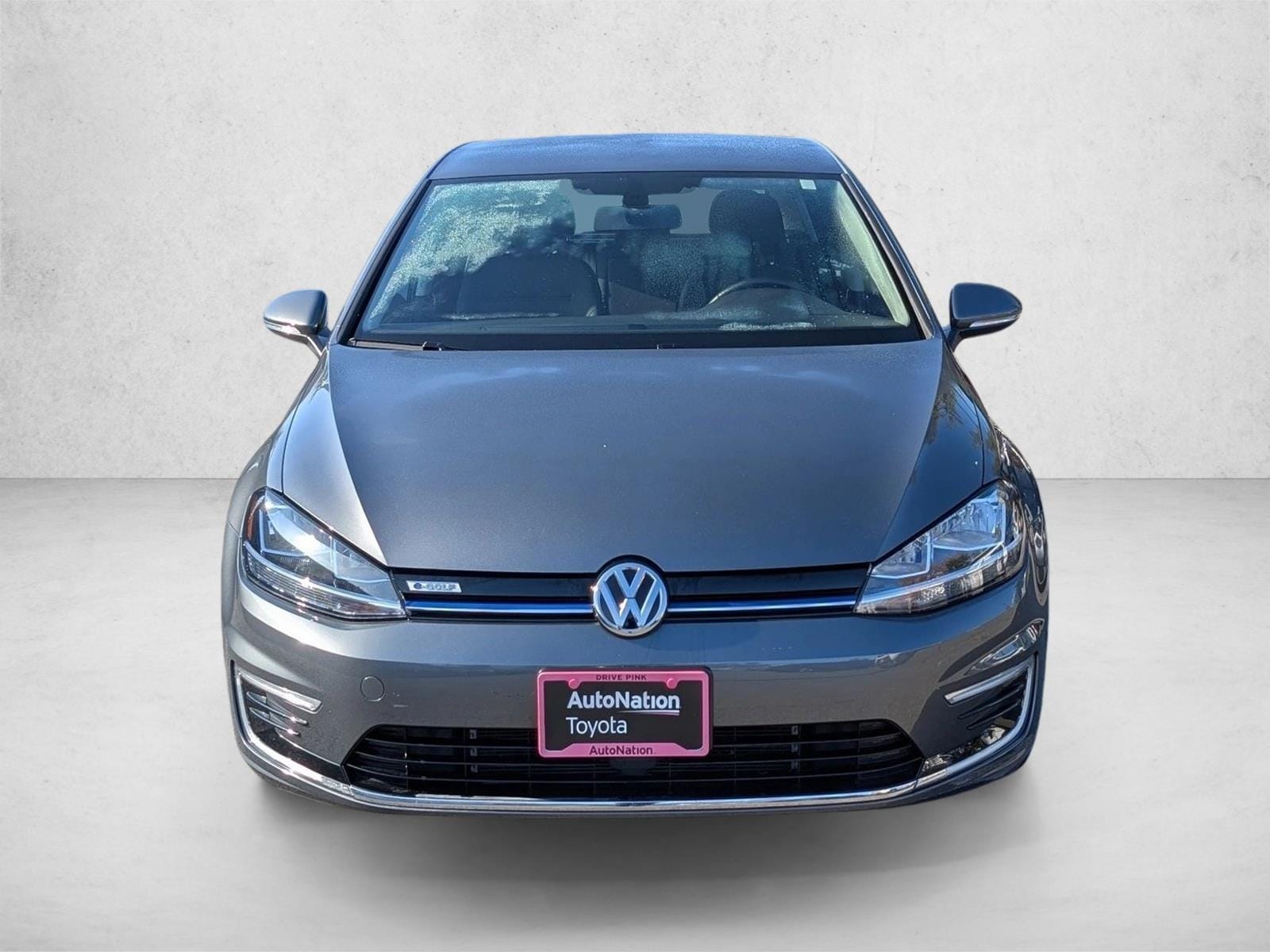 Used 2019 Volkswagen e-Golf e-Golf SE with VIN WVWKR7AU4KW918861 for sale in Hayward, CA