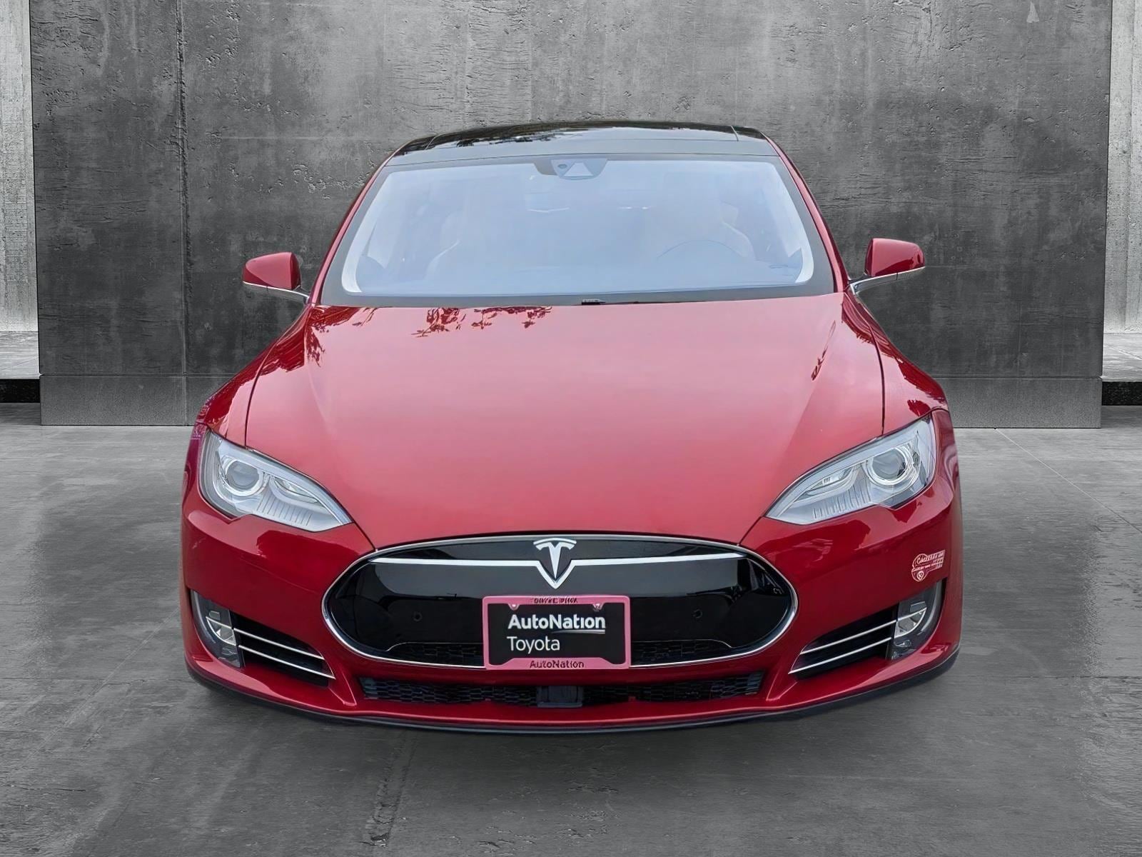 Used 2015 Tesla Model S Performance with VIN 5YJSA1E44FF115427 for sale in Hayward, CA