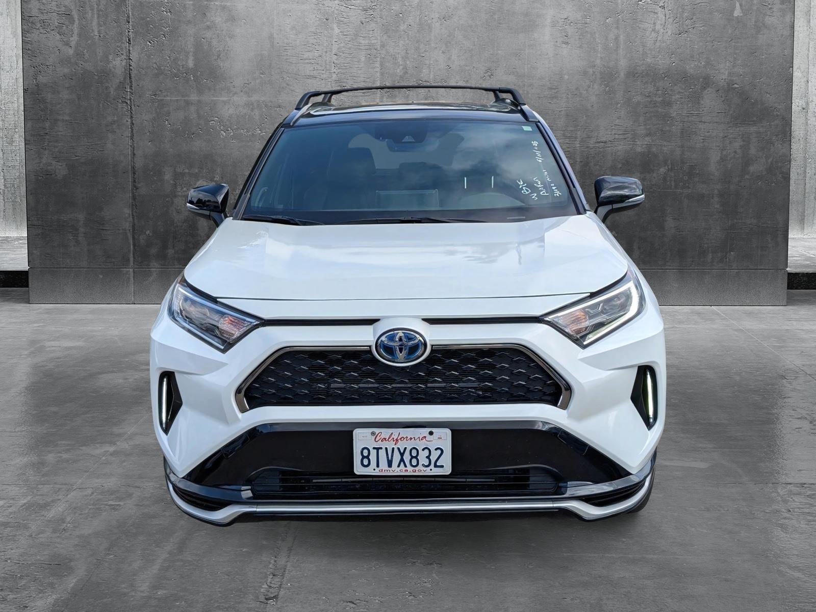 Used 2021 Toyota RAV4 XSE with VIN JTMEB3FV5MD001129 for sale in Kansas City