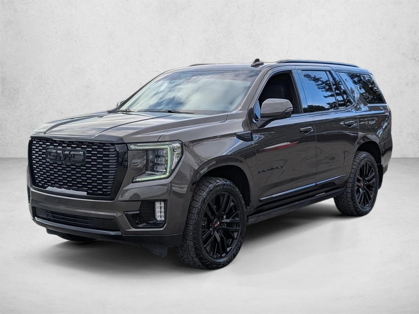 2021 GMC Yukon Denali's photo