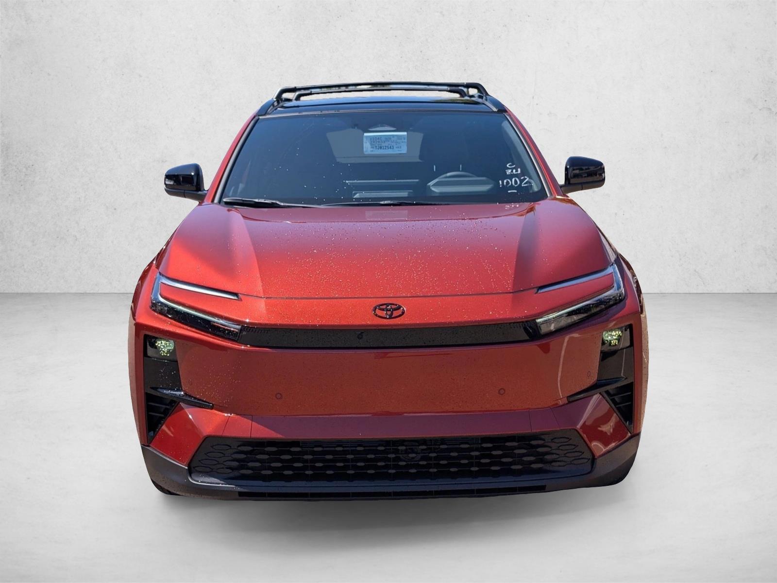 2026 Toyota C-HR XSE - Photo 6