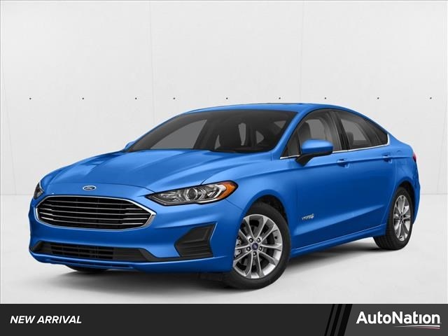 2020 Ford Fusion SE's photo