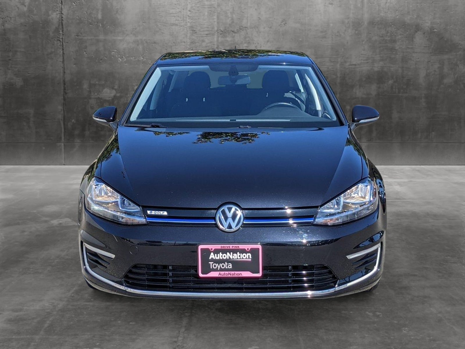 Used 2019 Volkswagen e-Golf e-Golf SE with VIN WVWKR7AUXKW919089 for sale in Hayward, CA