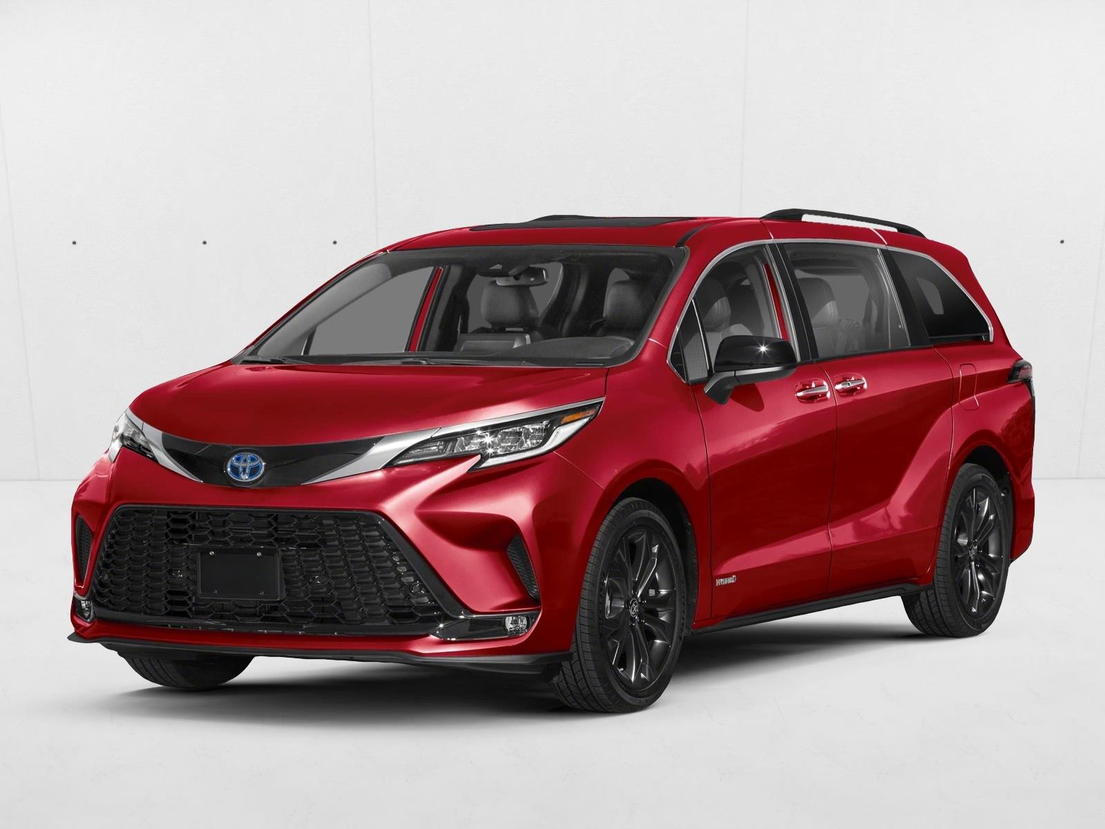 2026 Toyota Sienna XSE's photo
