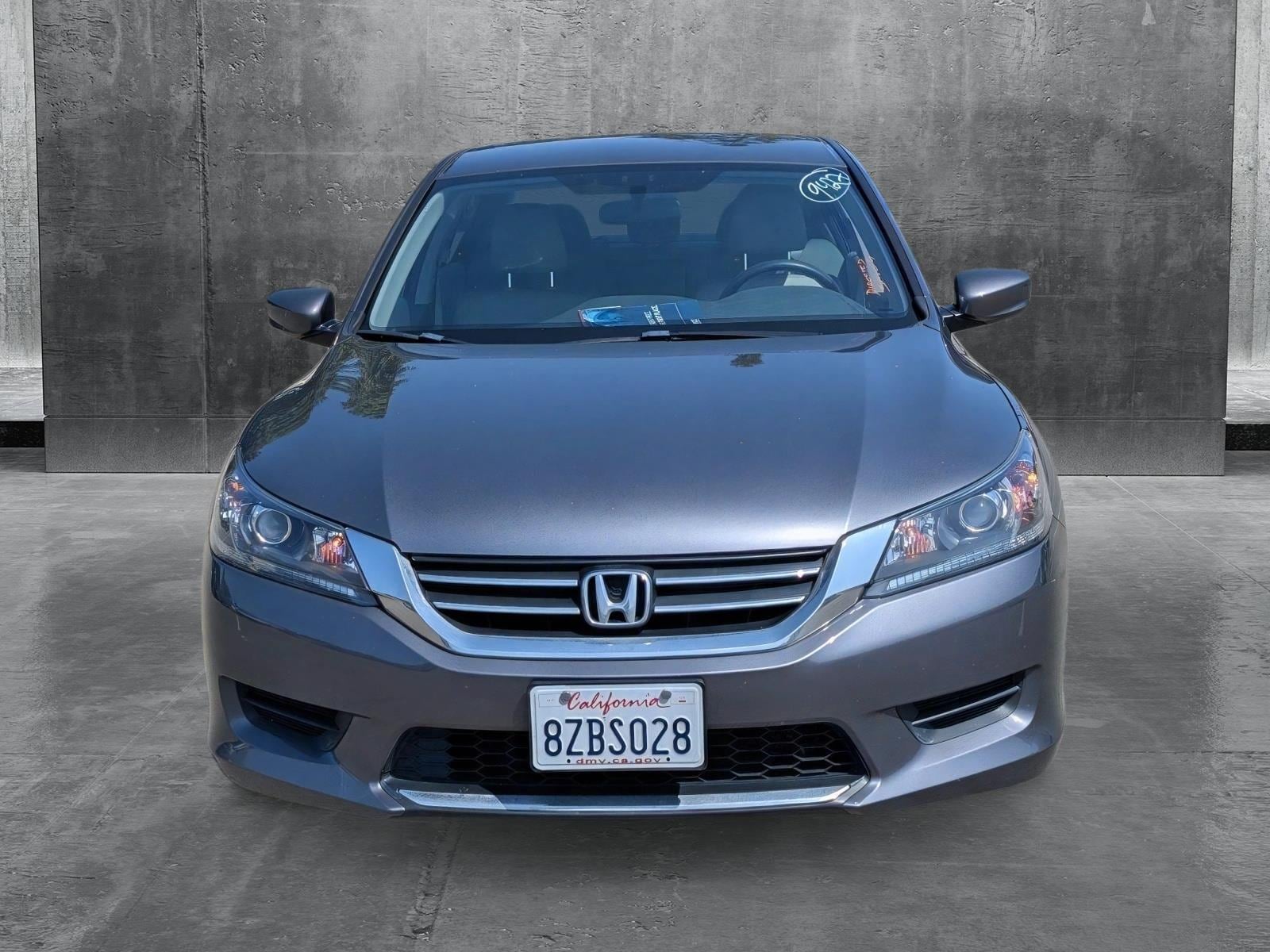 Used 2015 Honda Accord LX with VIN 1HGCR2F34FA246702 for sale in Hayward, CA