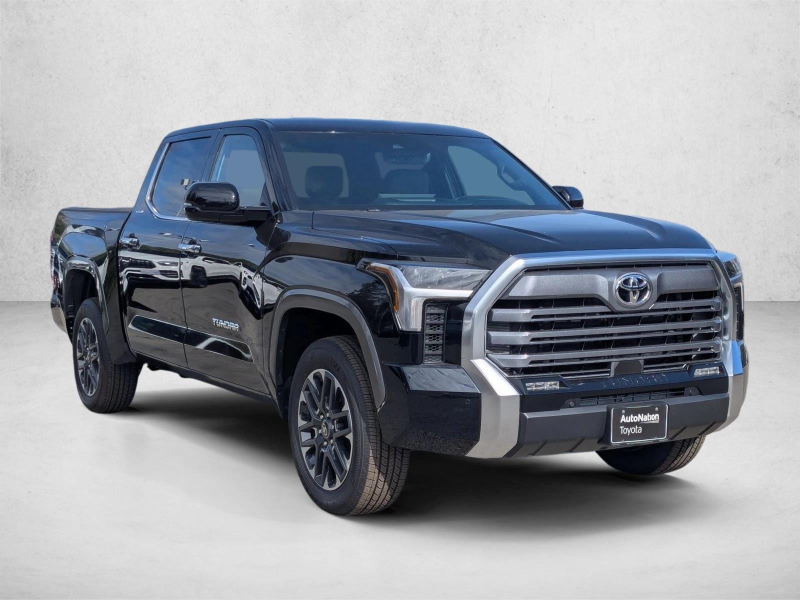 2026 Toyota Tundra Limited - Photo 6