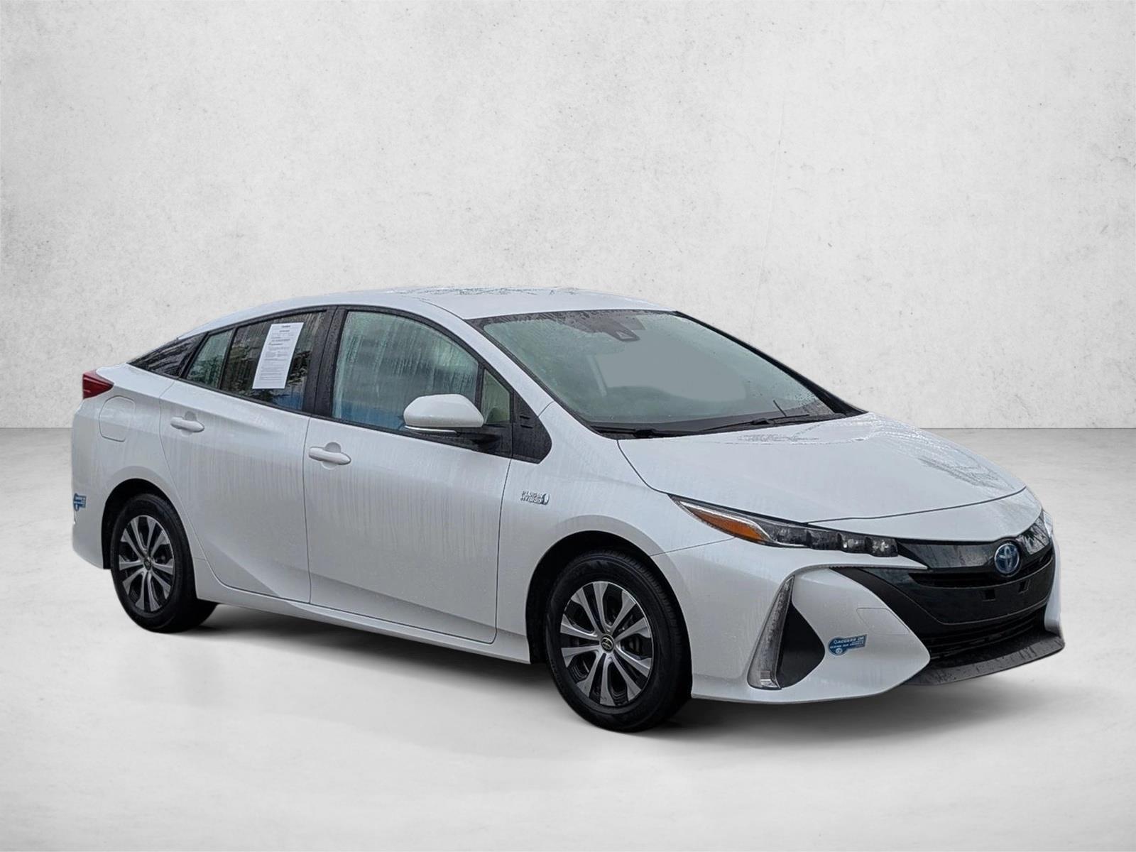 2021 Toyota Prius Prime XLE photo 3
