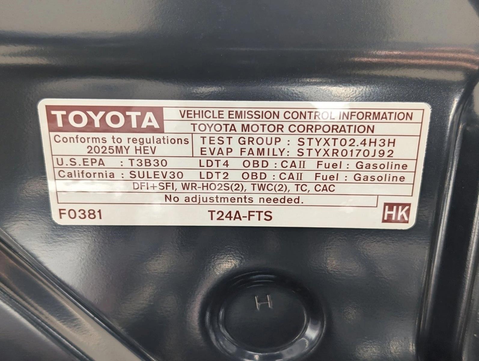 2025 Toyota Tacoma TRD Off Road - Photo 16