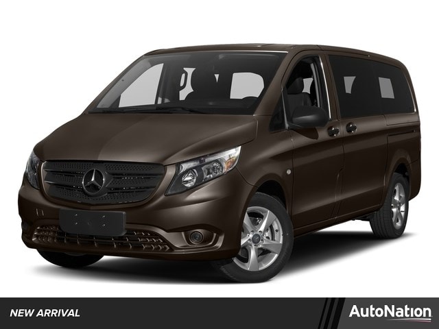 2018 Mercedes-Benz Metris -'s photo