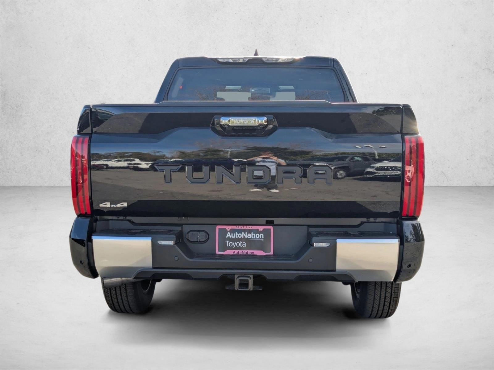 2026 Toyota Tundra Limited - Photo 7