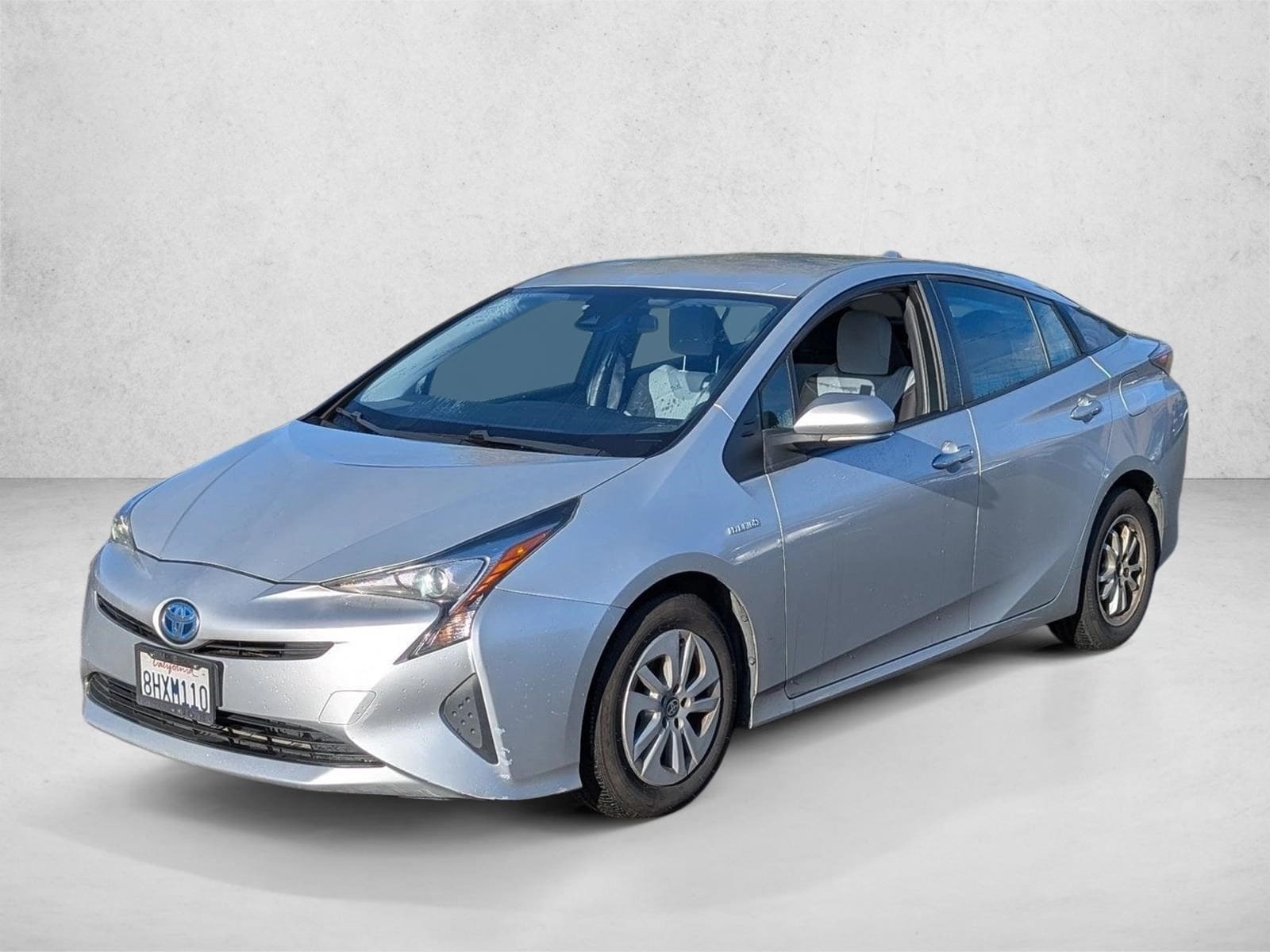 2017 Toyota Prius Two's photo