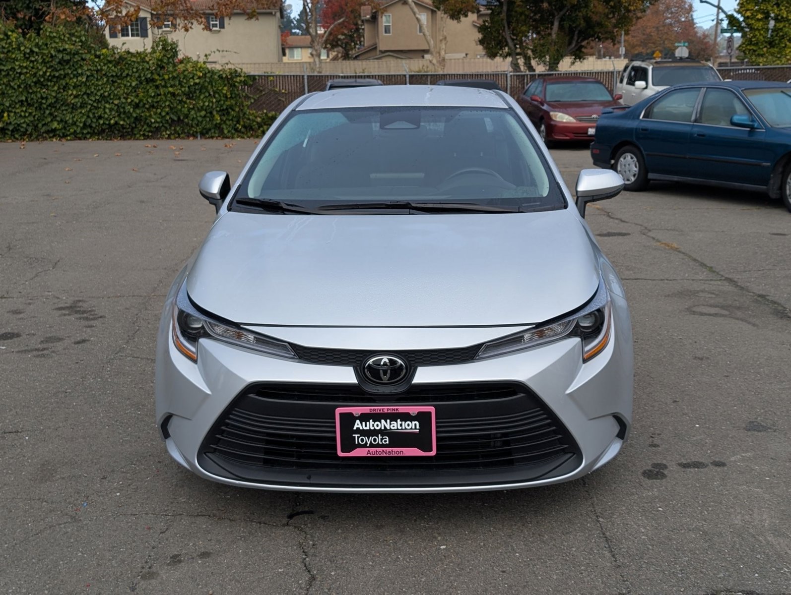 2025 Toyota Corolla LE photo 2