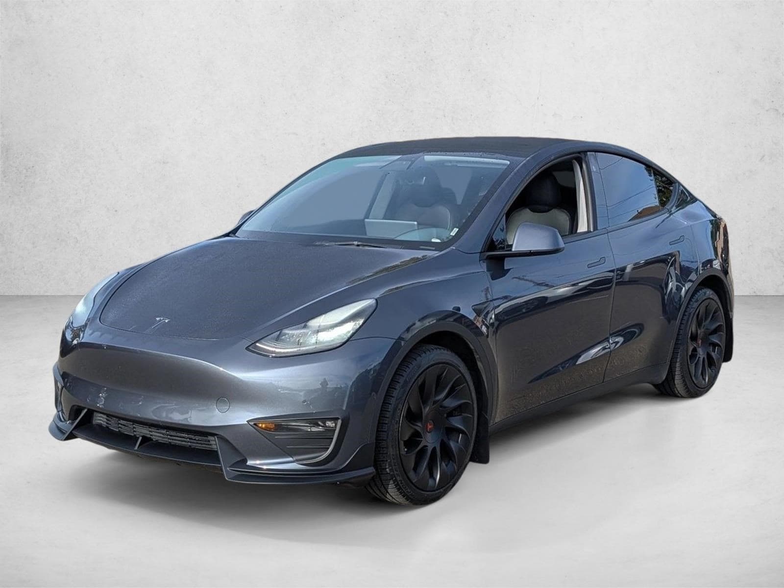 2022 Tesla Model Y Long Range's photo