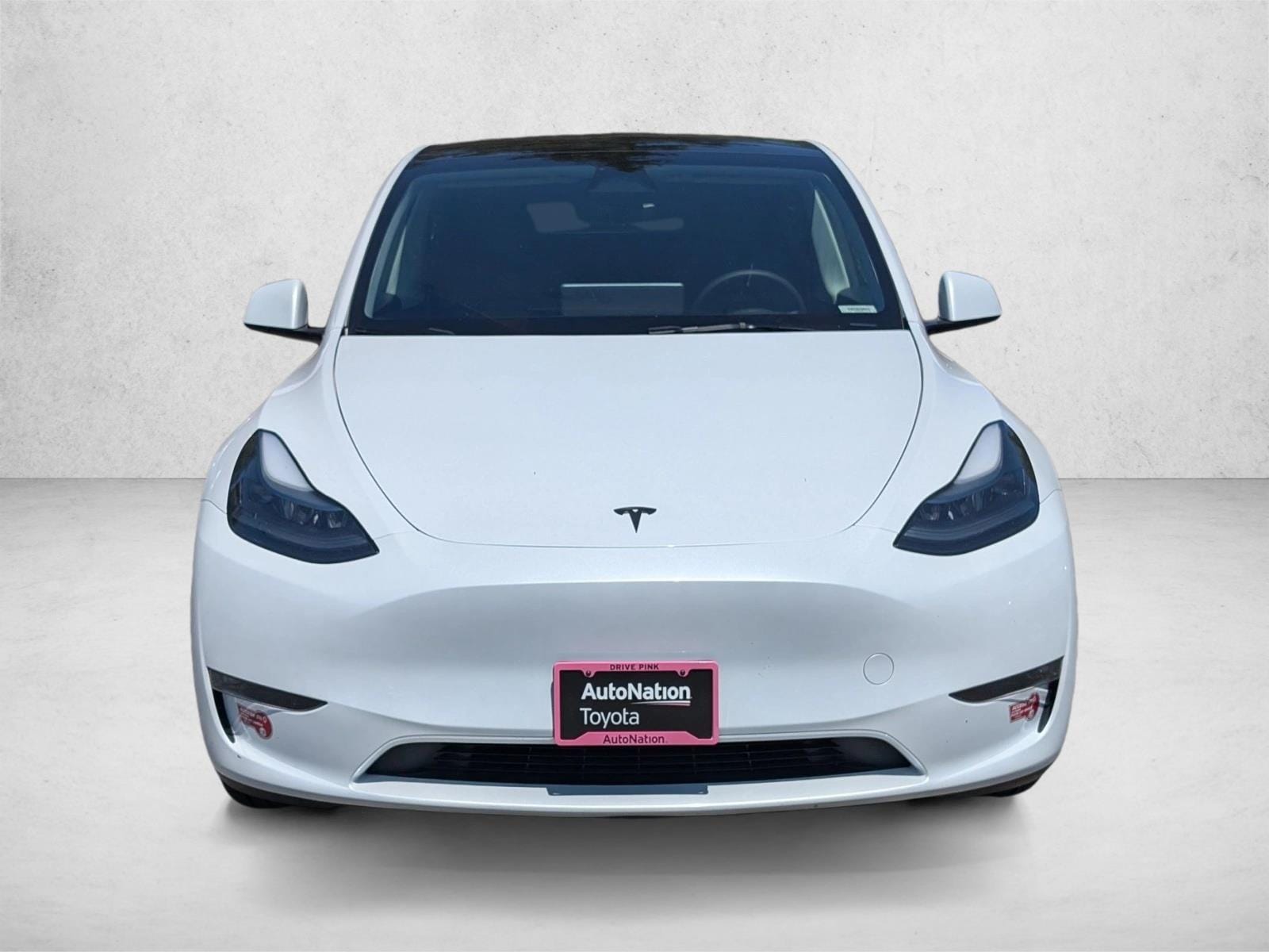 Used 2024 Tesla Model Y Long Range with VIN 7SAYGDEE1RF066293 for sale in Hayward, CA