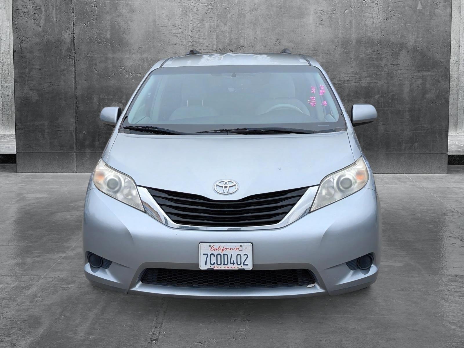 Used 2011 Toyota Sienna LE with VIN 5TDKK3DCXBS118159 for sale in Hayward, CA