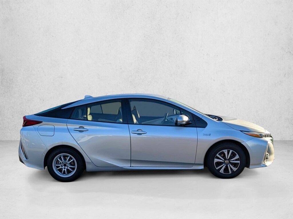 Used 2017 Toyota Prius Prime 5-Door Four Advanced Hatchback