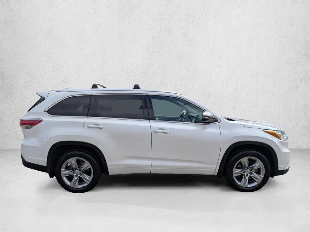 Used 2015 Toyota Highlander Limited V6 SUV