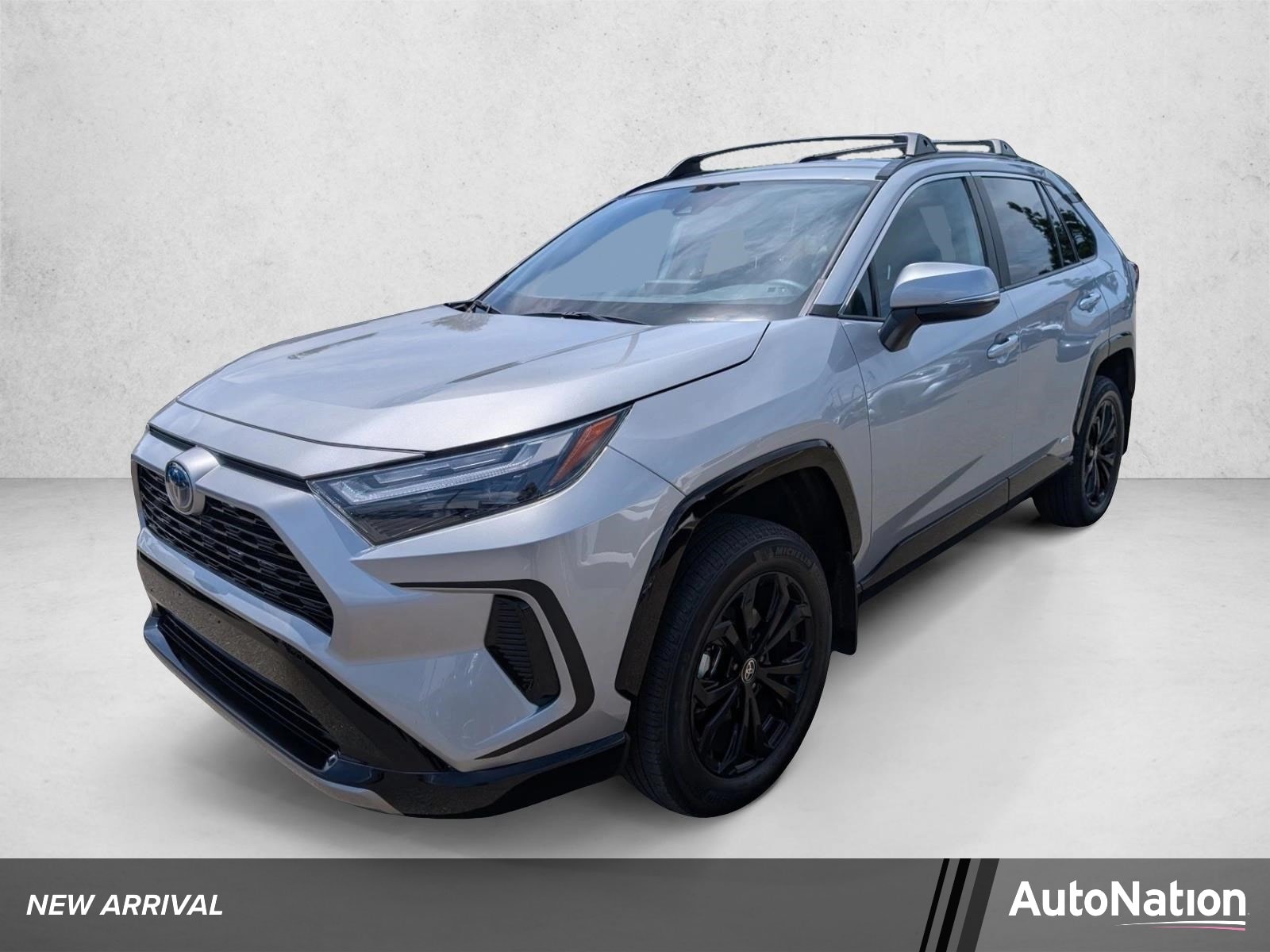 2024 Toyota RAV4 Hybrid SE AWD's photo