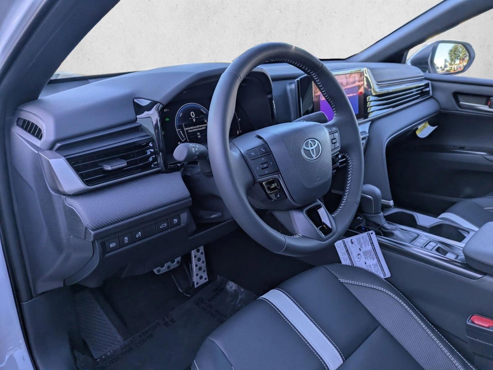 2026 Toyota Camry SE photo 3