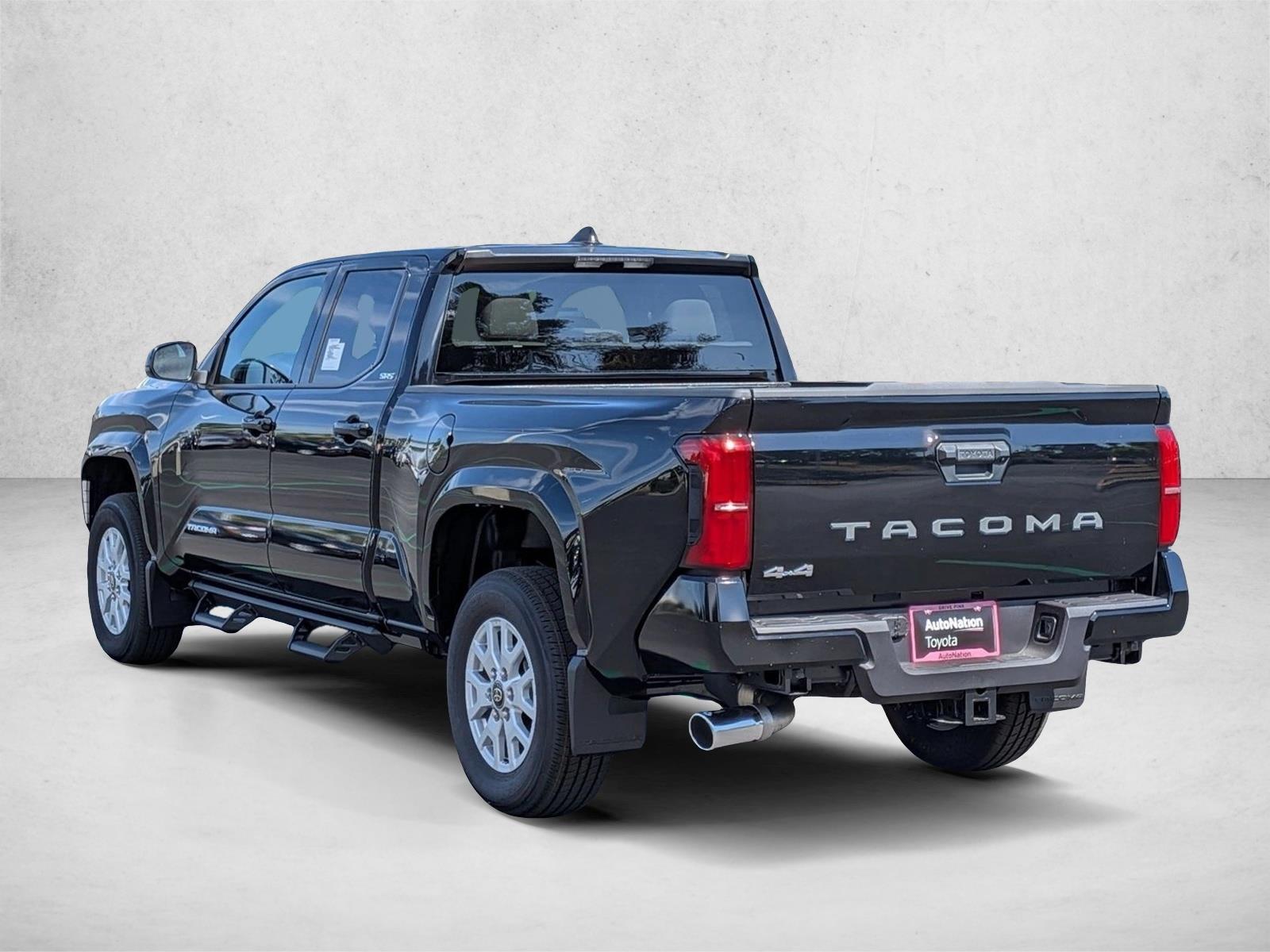 2026 Toyota Tacoma SR5 - Photo 9